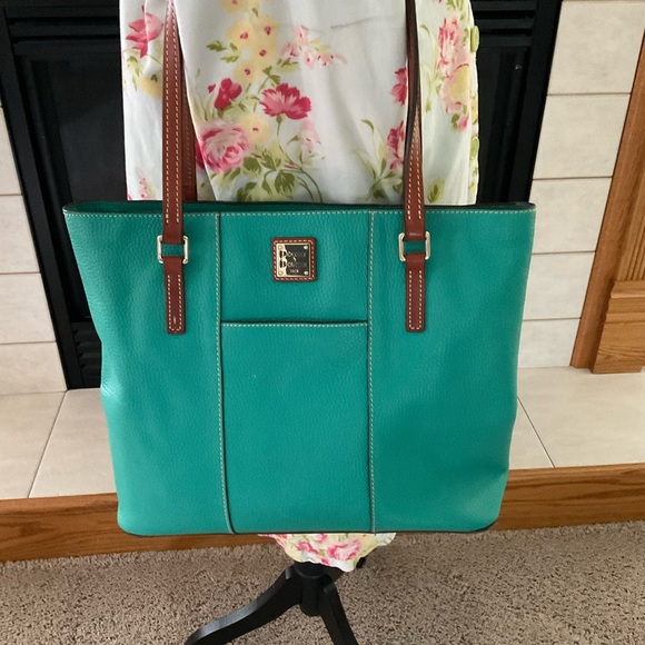 Dooney & Bourke Lexington Pebble Grain Leather Crossbody - Picture 2 of 14